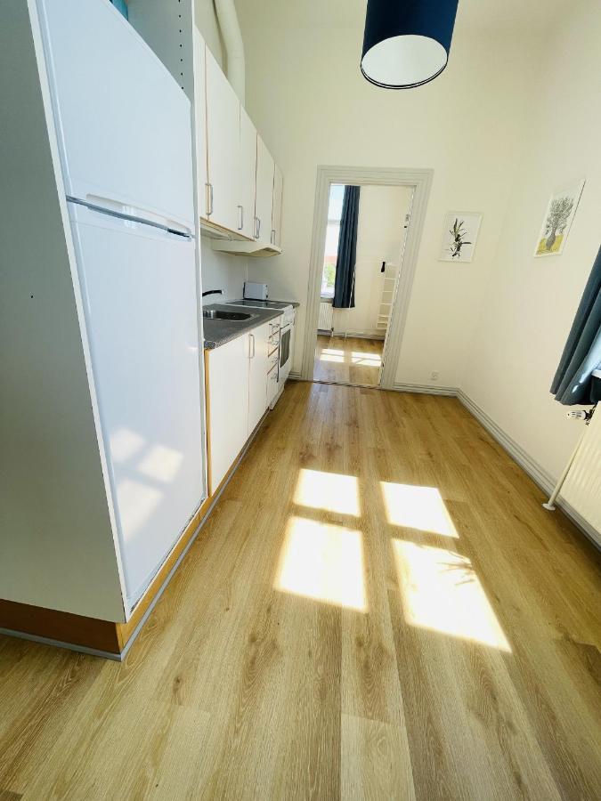 Aday - Blue Light Suite Apartment In The Center Of הייורינג מראה חיצוני תמונה