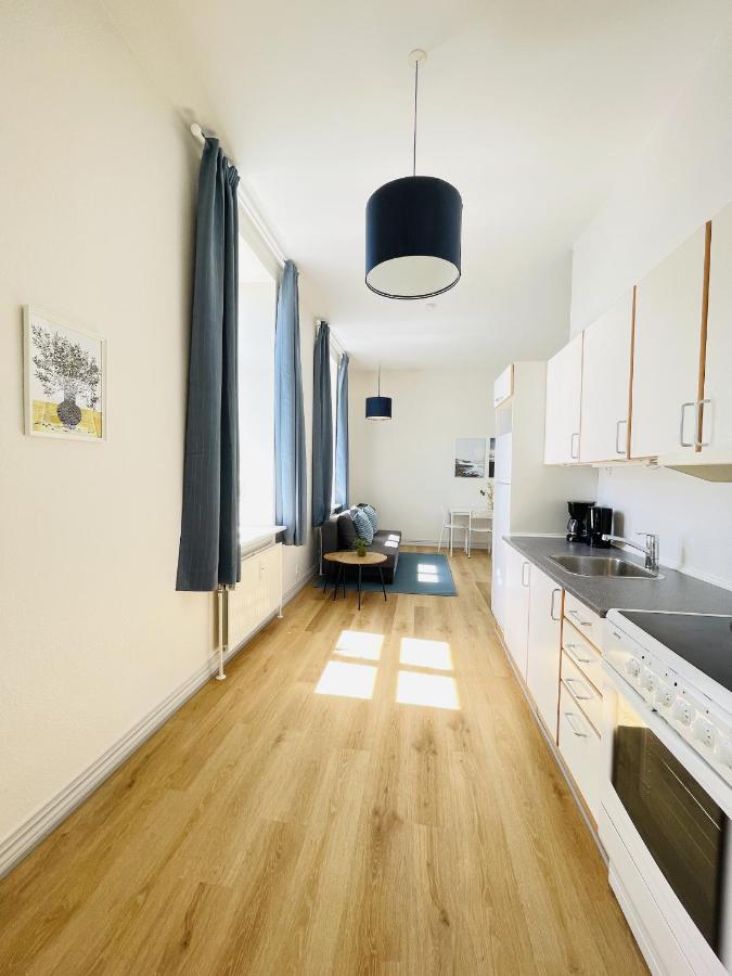Aday - Blue Light Suite Apartment In The Center Of הייורינג מראה חיצוני תמונה